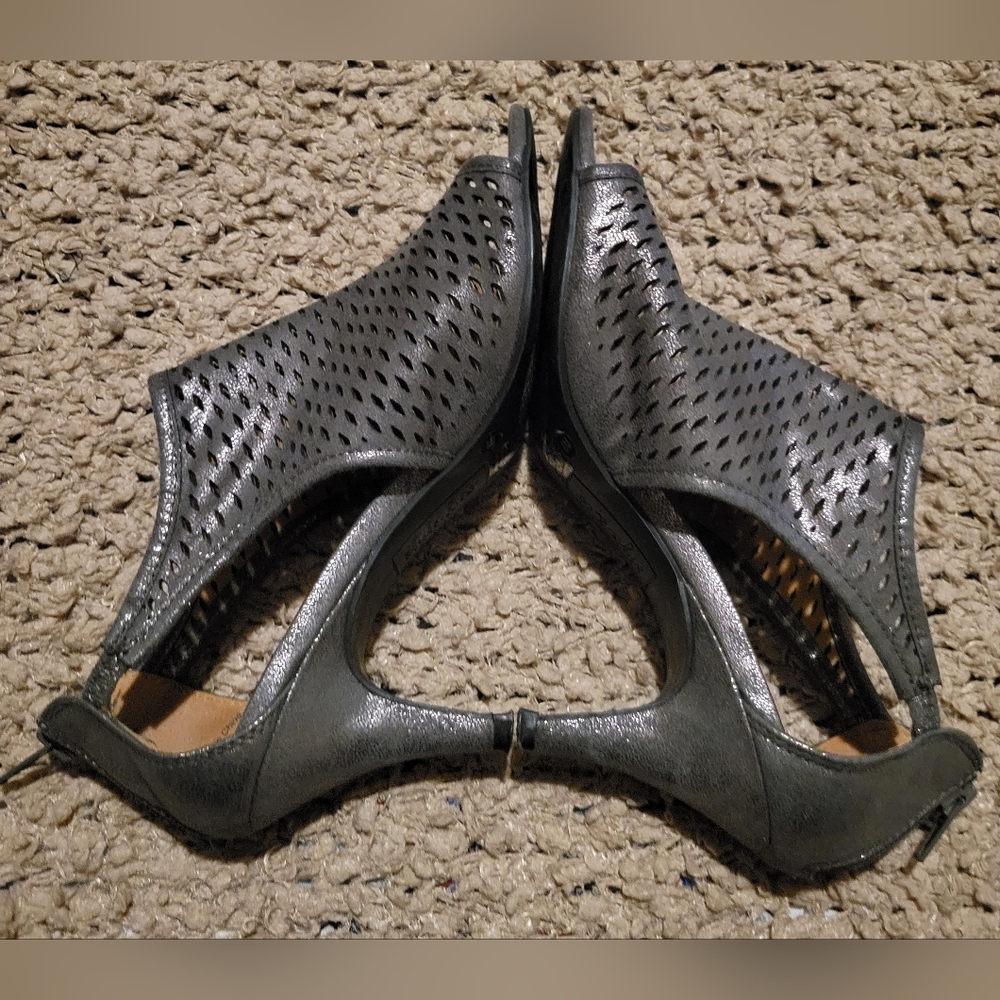 STYLE & CO Haddie Zip Up Ankle Shooties Gray Size 6 - Picture 14 of 15